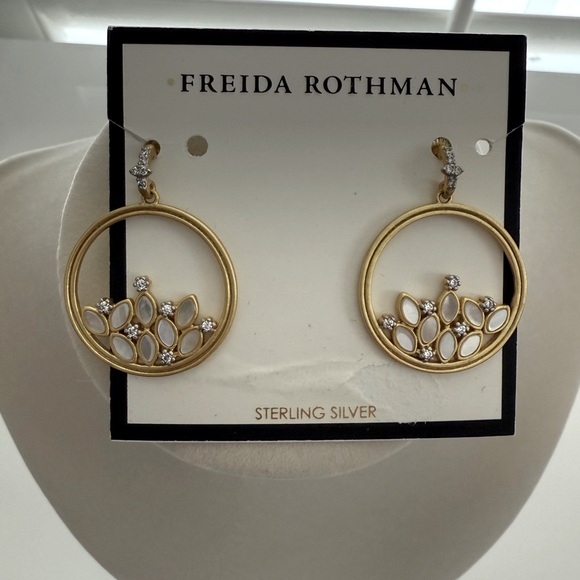 FREIDA ROTHMAN - Drop Fleur 19 Round Cluster Bloom Earrings - Picture 3 of 5